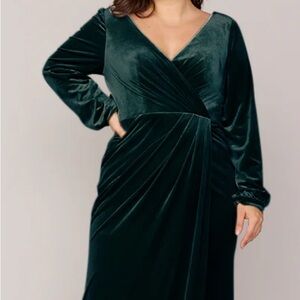 Revelry Vera Velvet Green Dress - Emerald 613